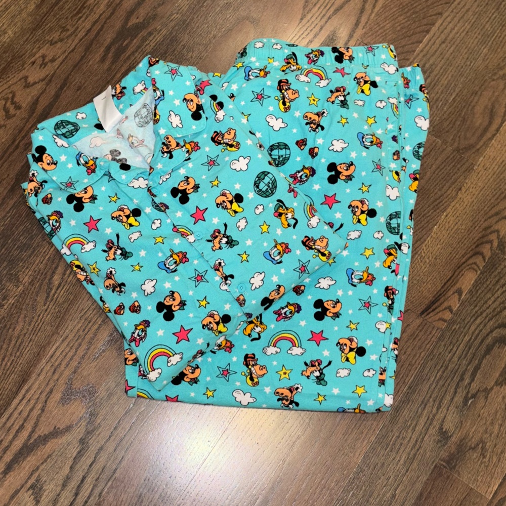 COPY - Disney Mickey flannel PJ Set; washed never worn; unisex sizing XL